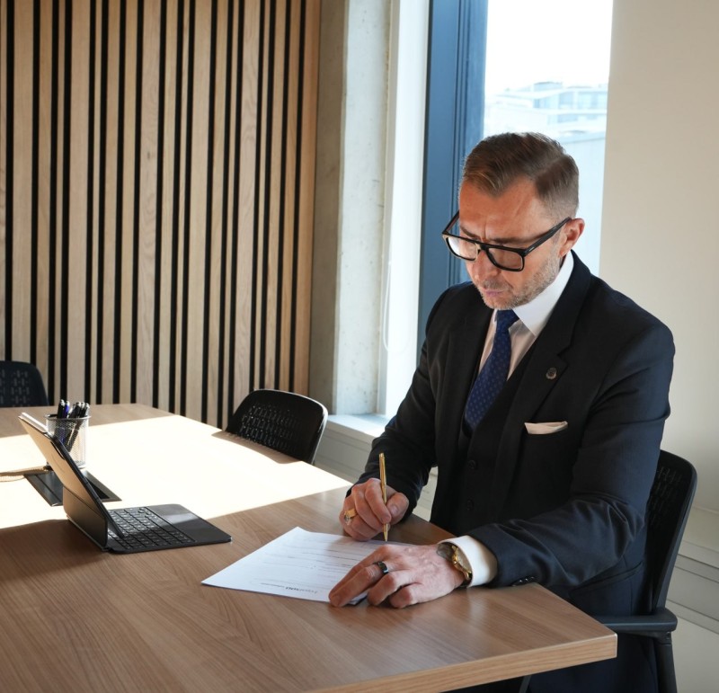 Sadekov Mena Services Photo